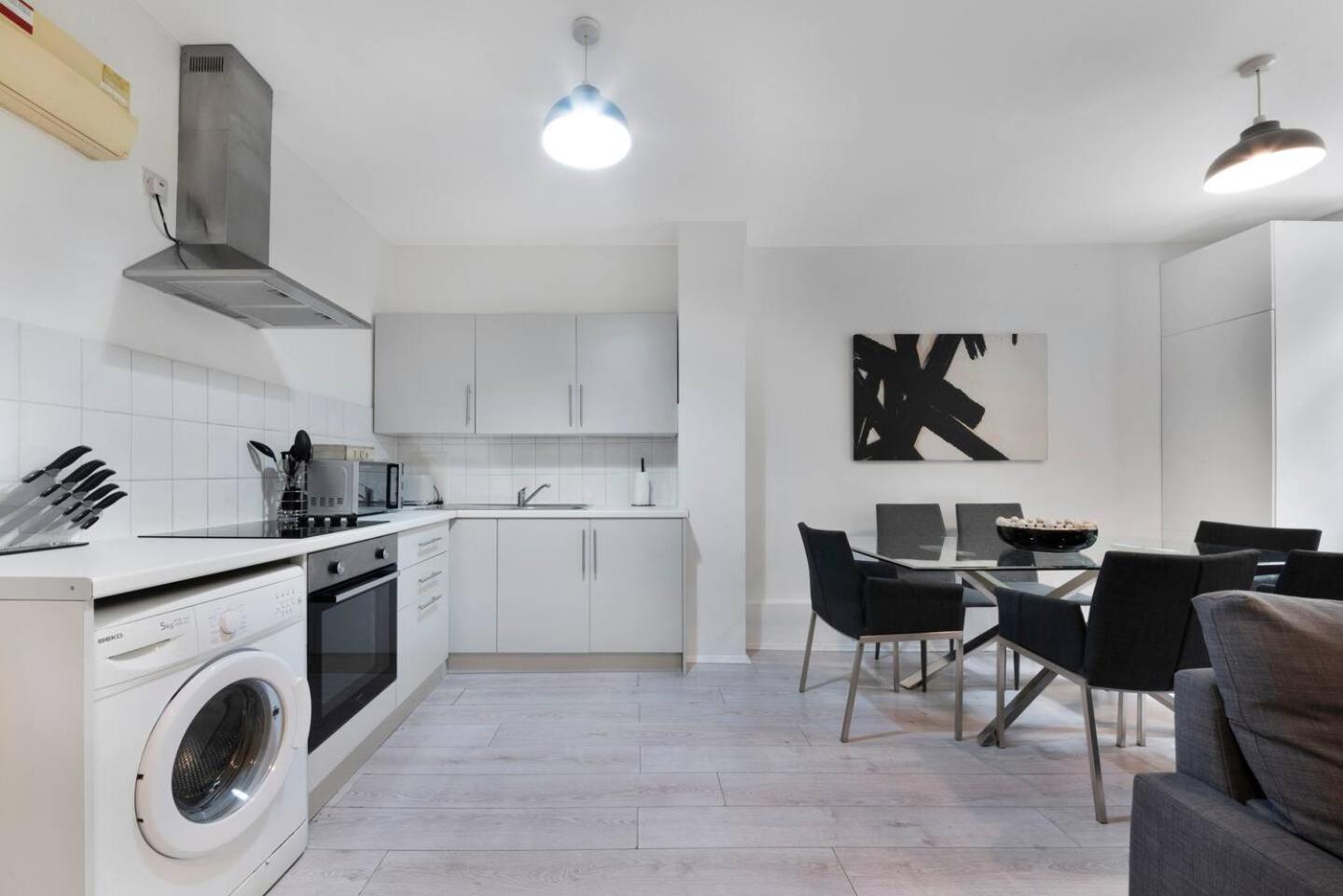 2 Bed Apartment- Finsbury Park Station B Лондон Экстерьер фото